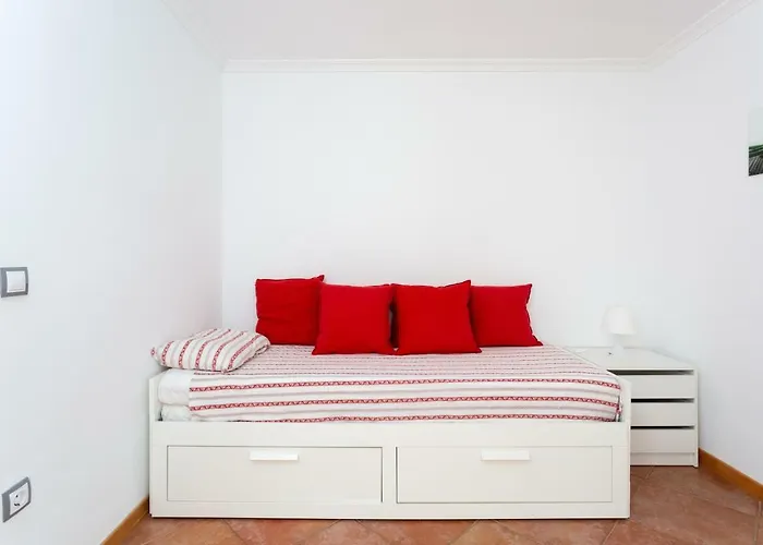 Luxury In Адехе