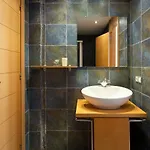 Luxury In 阿德耶